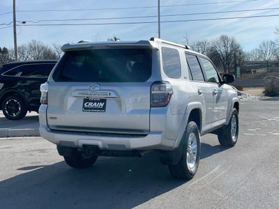 2024 Toyota 4Runner SR5 - TOYOTA SAFETY SENSE / 8-INCH TOUCHSCREEN