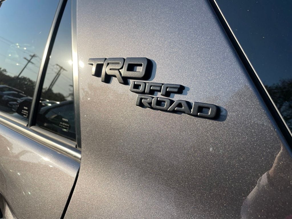 2022 Toyota 4Runner TRD Off-Road Premium - MOONROOF PKG / BLIND SPOT MONITOR