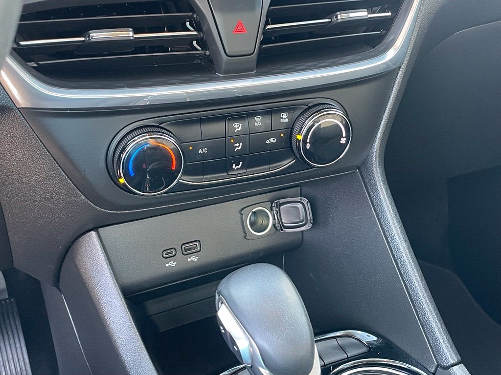 2024 Buick Encore GX Preferred - KEYLESS ENTRY / APPLE CARPLAY
