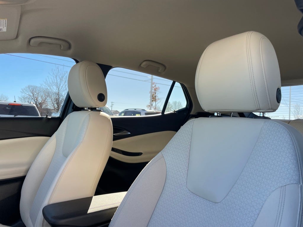 2023 Buick Encore GX Select - HANDS FREE LIFTGATE / FRONT PEDESTRIAN BRAKING