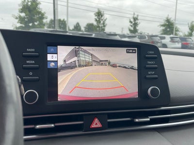 2025 Hyundai Elantra SEL Sport - 39 MPG / APPLE CARPLAY