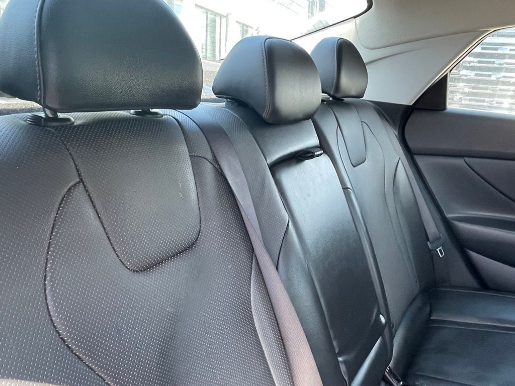 2023 Hyundai Elantra Hybrid Limited - POWER MOONROOF / VENITALTED SEATS