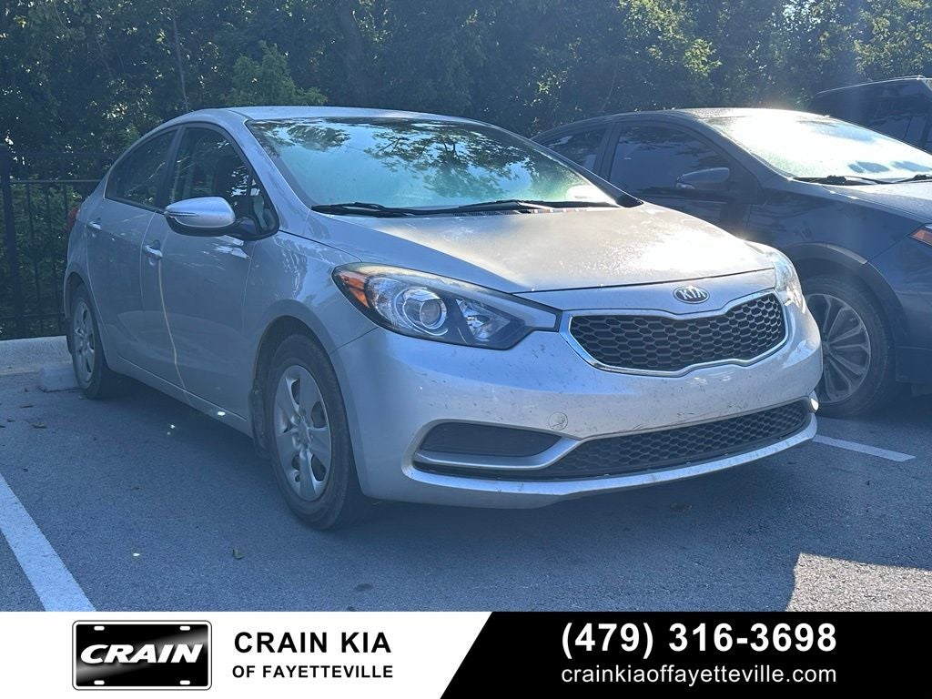 2016 Kia Forte LX - 39 MPG / CRUISE CONTROL