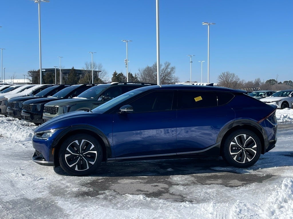 2023 Kia EV6 Wind - KIA CERTIFIED / BLIND SPOT COLLISION