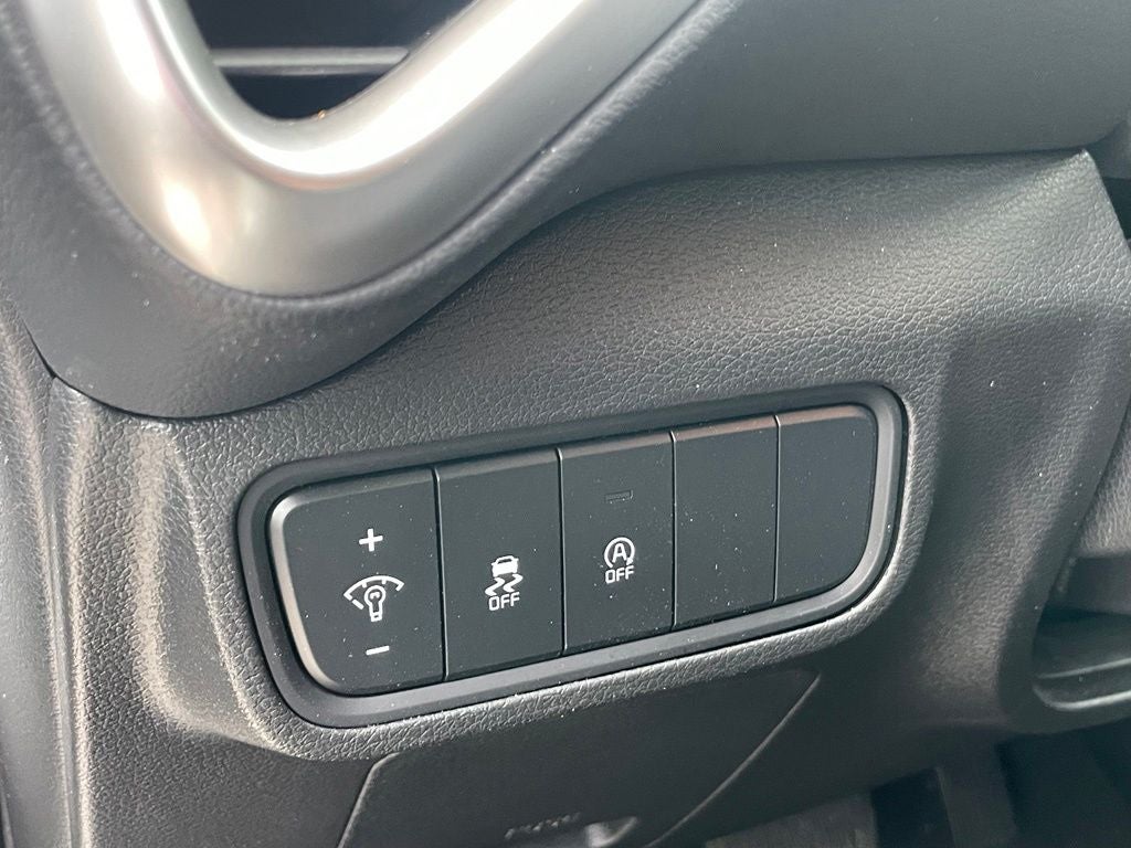 2025 Kia Soul LX - KIA CERTIFIED / APPLE CARPLAY