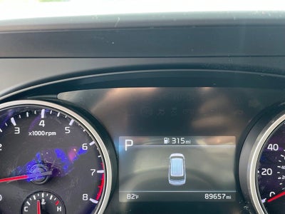 2022 Kia Carnival LXS - REMOVABLE 2ND ROW / POWER SLIDING DOORS