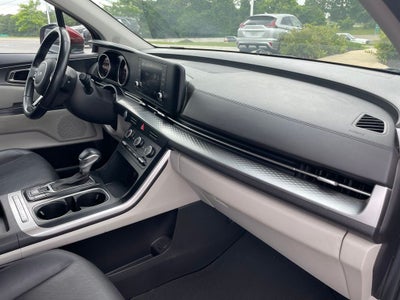 2022 Kia Carnival LXS - REMOVABLE 2ND ROW / POWER SLIDING DOORS