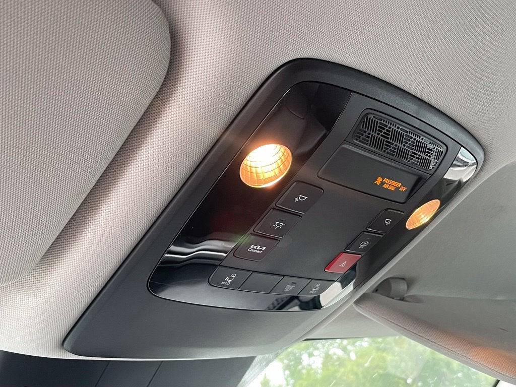 2026 Kia Carnival Hybrid LXS - KIA CERTIFIED / NAVIGATION