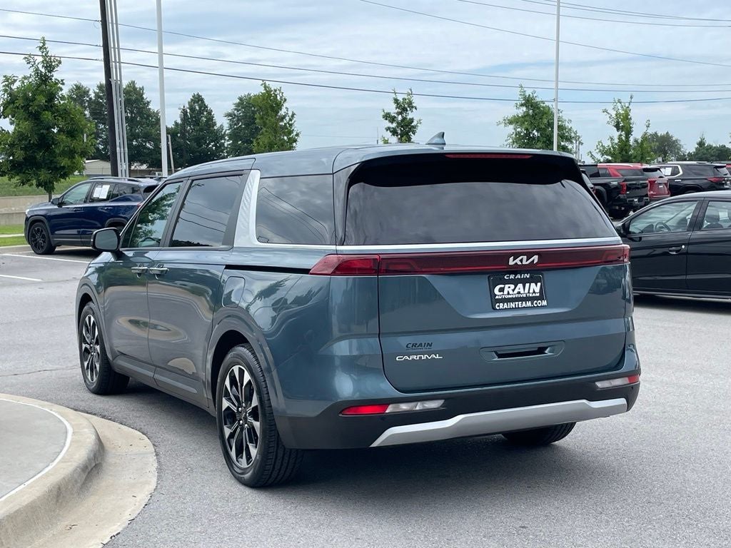 2024 Kia Carnival EX