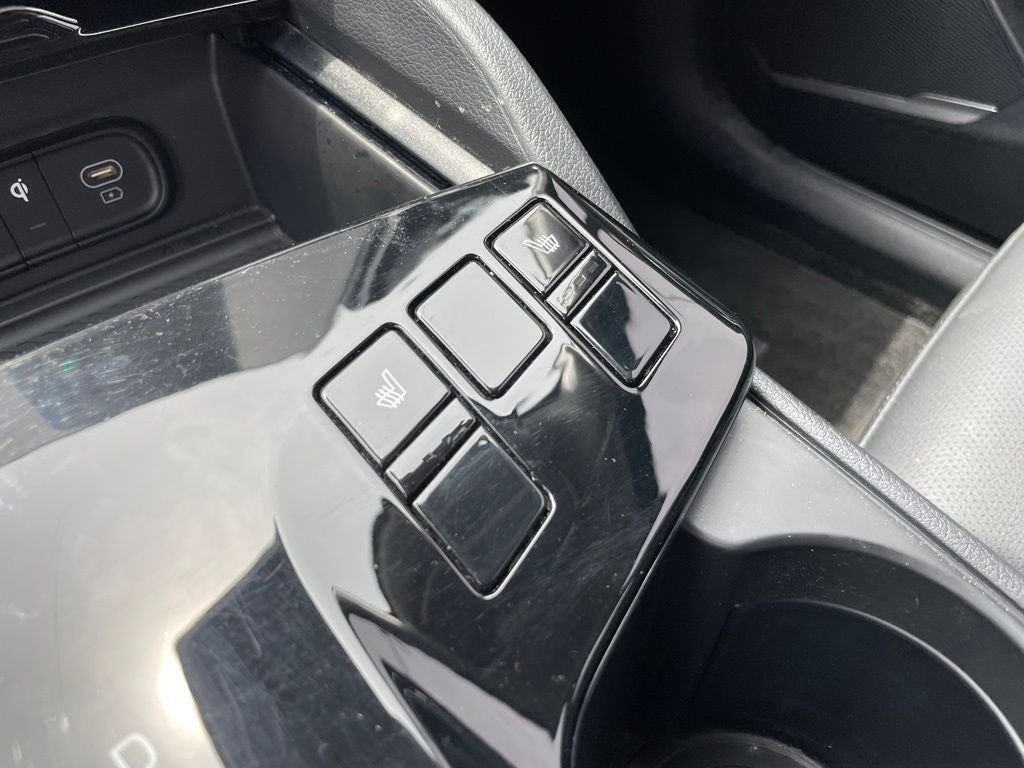 2025 Kia Sportage Hybrid EX - KIA CERTIFIED / 38 MPG