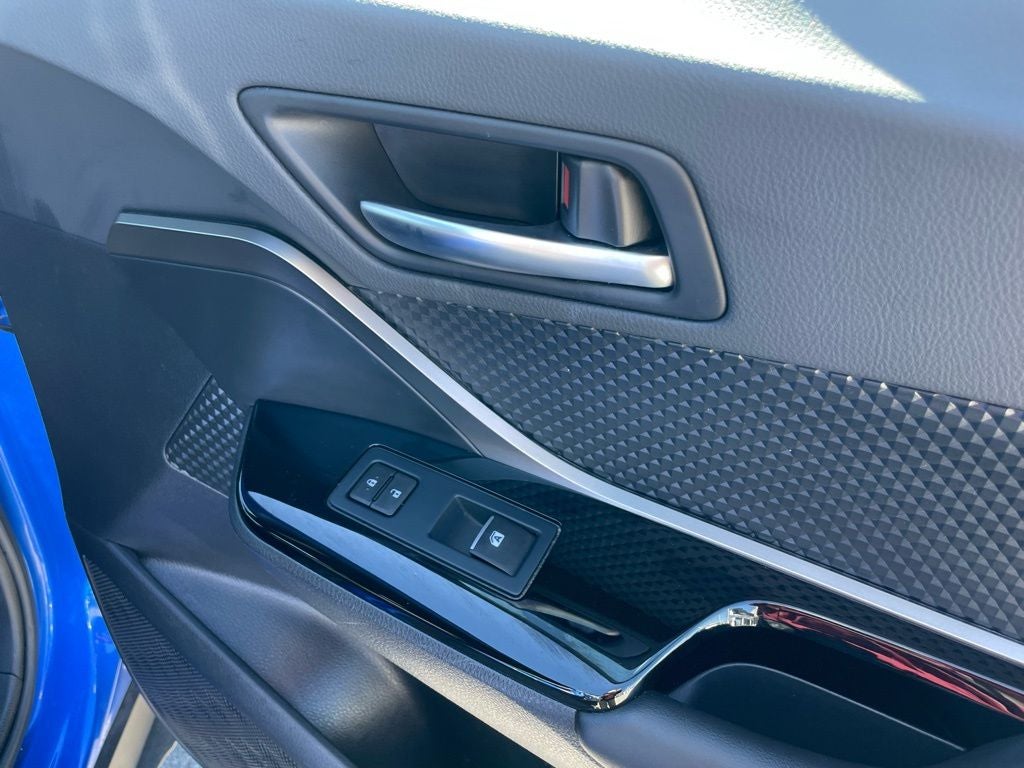 2019 Toyota C-HR XLE - BLIND SPOT MONITOR / 31 MPG