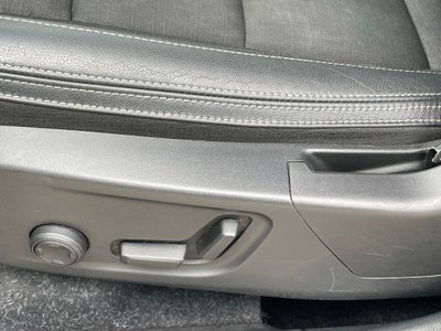 2020 Volvo XC40 Momentum - POWER TAILGATE / MEMORY SEATS