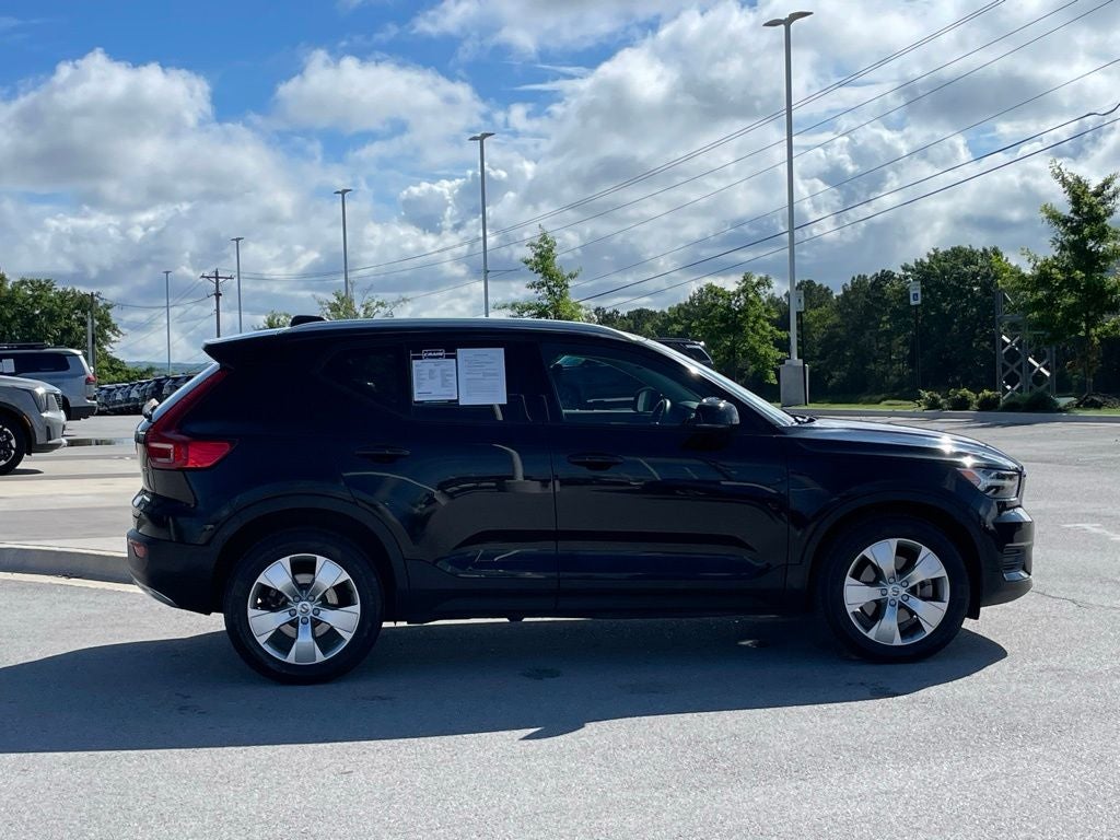 2020 Volvo XC40 Momentum - POWER TAILGATE / MEMORY SEATS