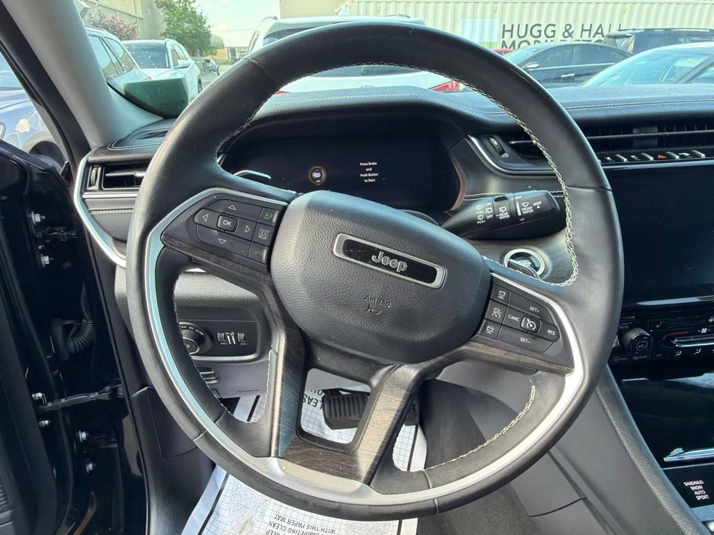 2023 Jeep Grand Cherokee Limited Black Appearance Pkg, CarFax One Owner