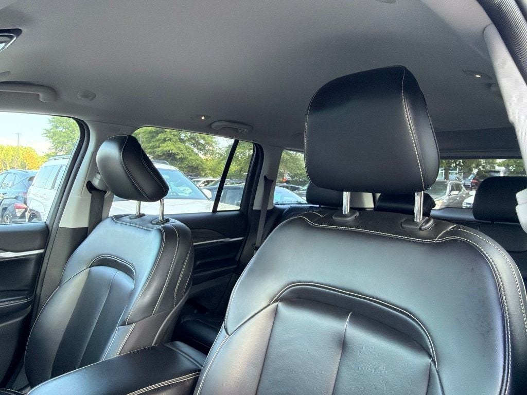 2023 Jeep Grand Cherokee Limited Black Appearance Pkg, CarFax One Owner