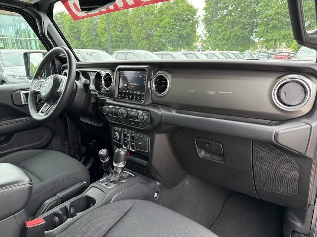 2023 Jeep Gladiator Overland