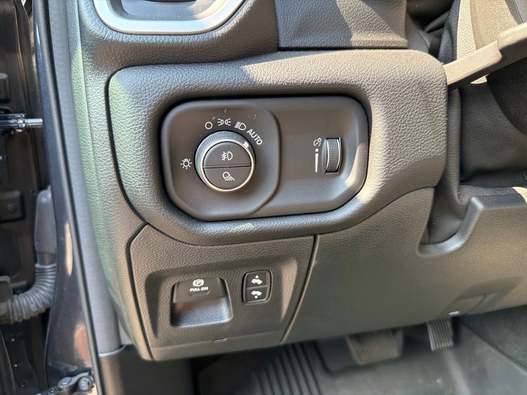 2021 RAM 1500 Big Horn/Lone Star 20" Wheels, Navi, CarFax One Owner