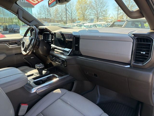 2025 Chevrolet Silverado 1500 LTZ