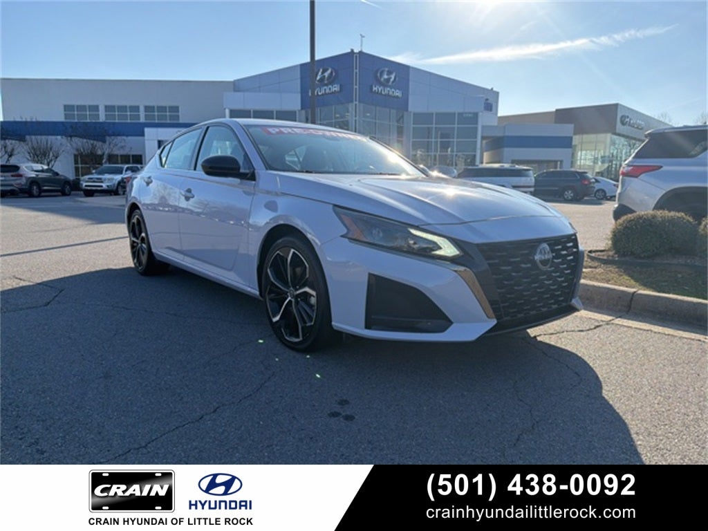 2024 Nissan Altima 2.5 SR