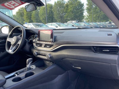 2025 Nissan Altima 2.5 SV CarFax 1-OWNER