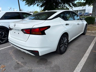 2025 Nissan Altima 2.5 SV CarFax 1-OWNER