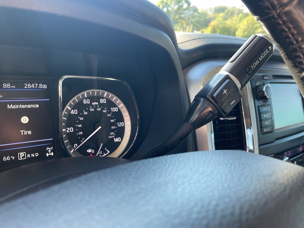 2019 Nissan Titan SV Clean CarFax, Navi, Blind Spot, CarPlay