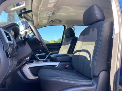 2019 Nissan Titan SV Clean CarFax, Navi, Blind Spot, CarPlay