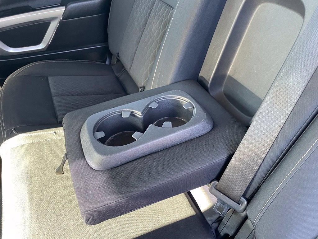 2019 Nissan Titan SV Clean CarFax, Navi, Blind Spot, CarPlay