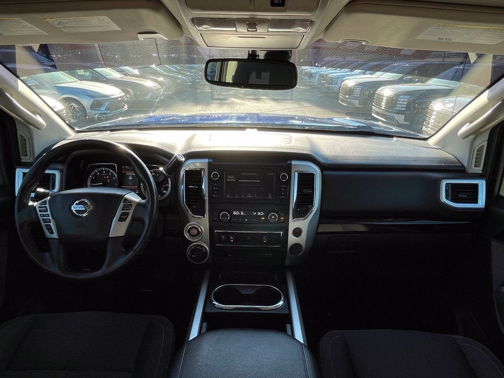 2019 Nissan Titan SV Clean CarFax, Navi, Blind Spot, CarPlay