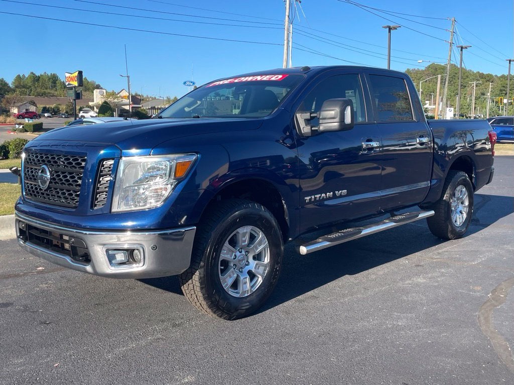 2019 Nissan Titan SV Clean CarFax, Navi, Blind Spot, CarPlay