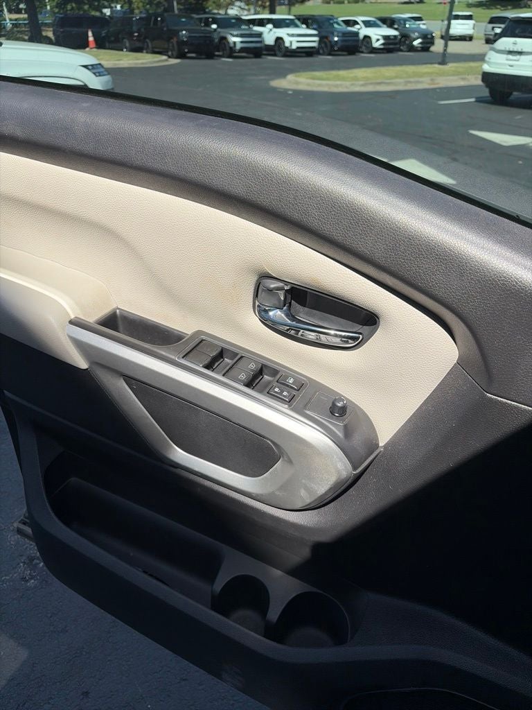 2021 Nissan Titan SV CLEAN CARFAX 1-OWNER
