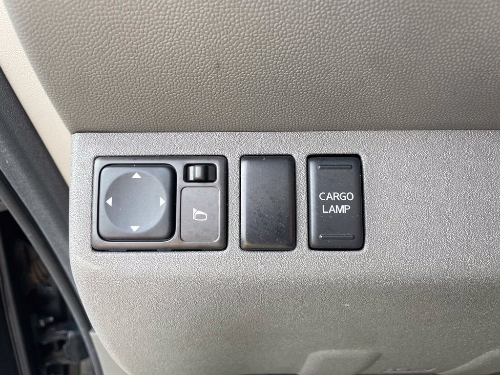 2011 Nissan Frontier SV CarFax One Owner