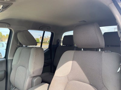 2011 Nissan Frontier SV CarFax One Owner