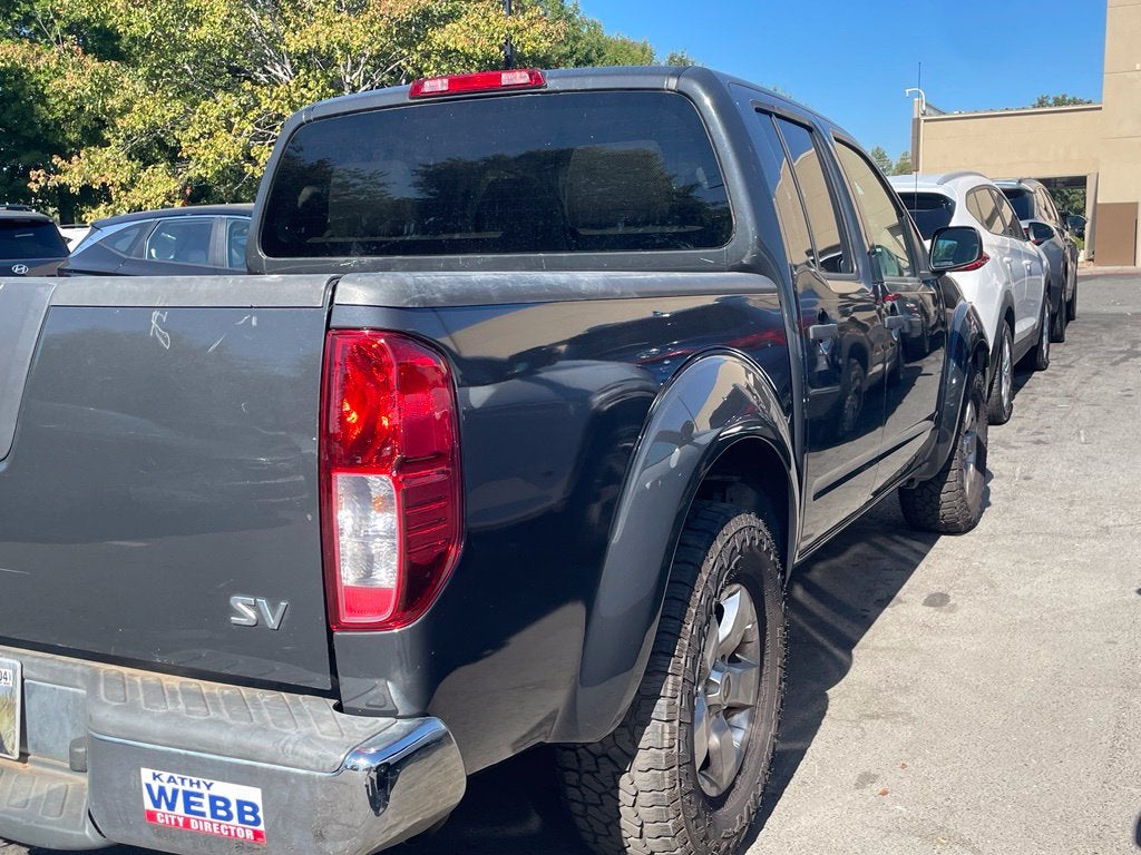 2011 Nissan Frontier SV CarFax One Owner