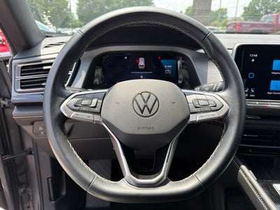 2025 Volkswagen Atlas Cross Sport 2.0T SE w/Technology