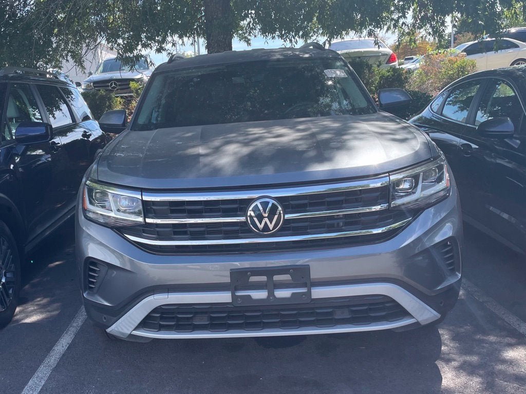 2023 Volkswagen Atlas 2.0T SE w/Technology Clean CarFax, One Owner, Third Row Seat