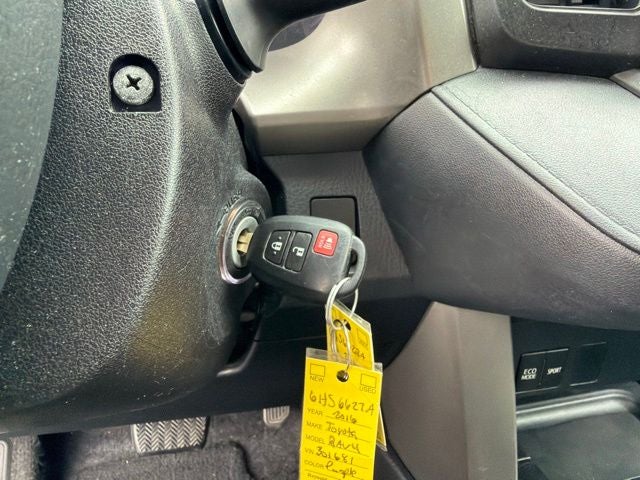 2016 Toyota RAV4 LE