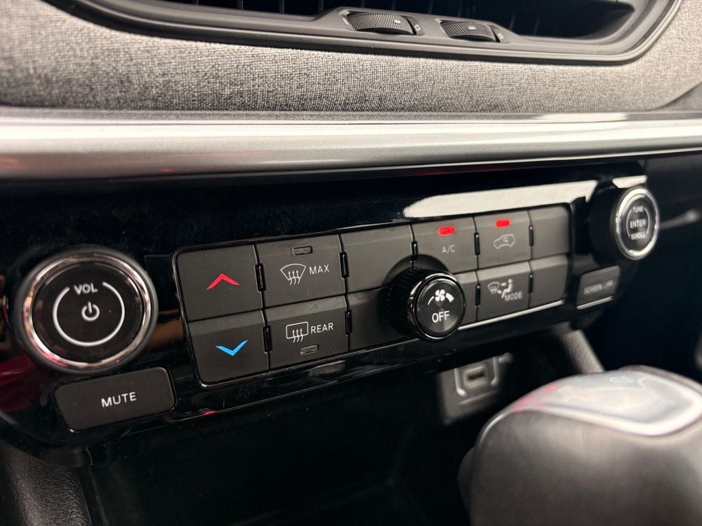 2024 Jeep Compass Latitude CARFAX 1-OWNER