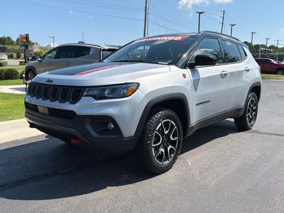 2025 Jeep Compass Trailhawk