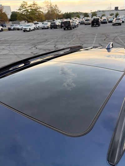 2022 GMC Terrain SLE Clean CarFax, Moonroof, Elevation Pkg, Heated Seat