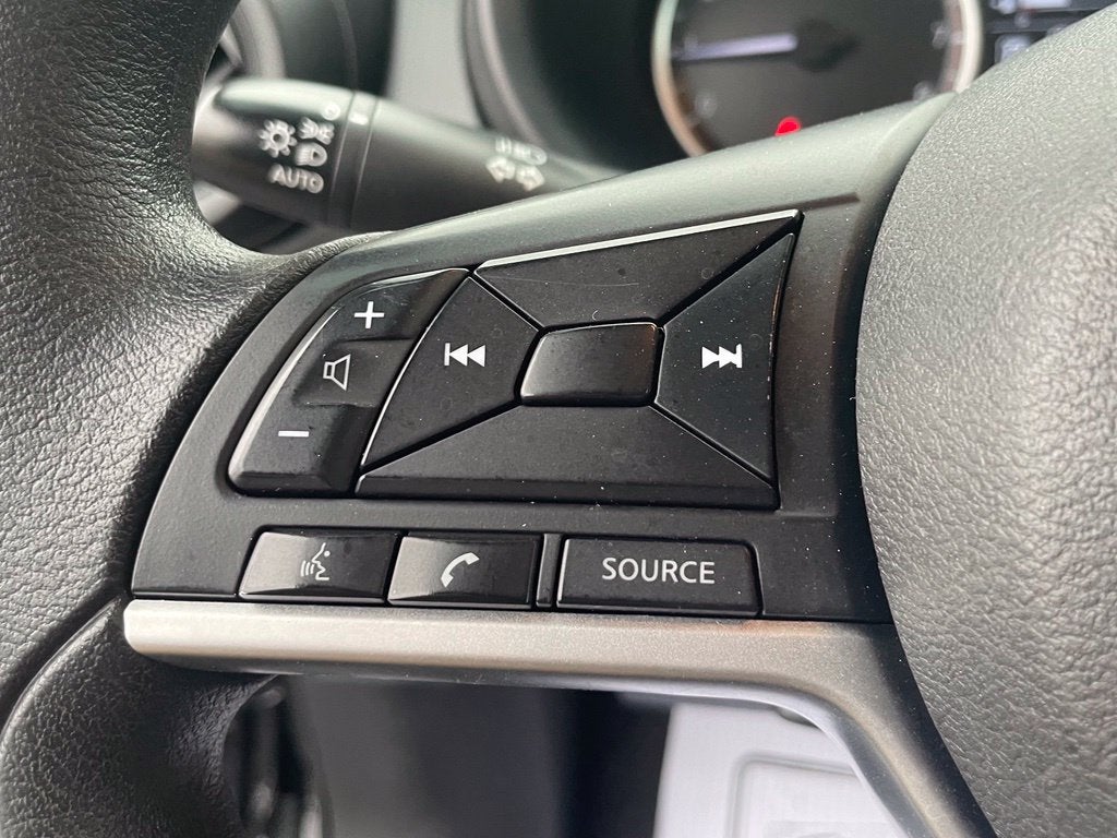 2021 Nissan Kicks S CarFax One Owner