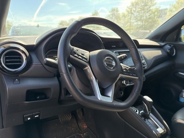 2019 Nissan Kicks SR