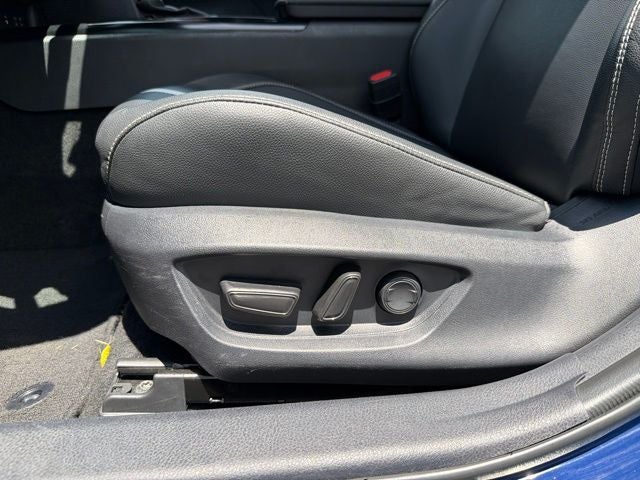 2025 Toyota Camry SE CARFAX 1-OWNER