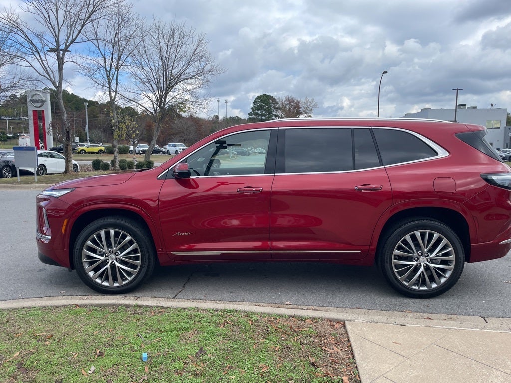 2025 Buick Enclave Avenir