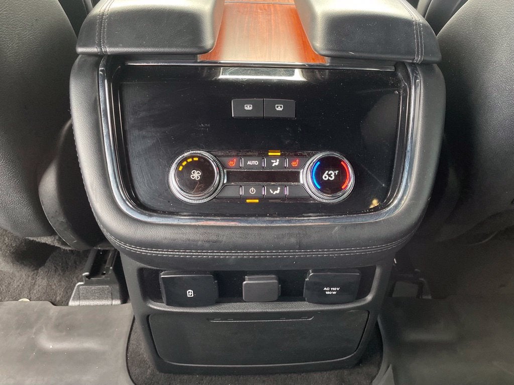 2019 Lincoln Navigator Reserve Clean CarFax, Revel Audio, Leather, Third Row