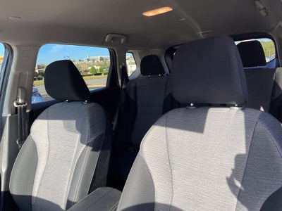 2023 Nissan Rogue SV Clean CarFax, Low Miles