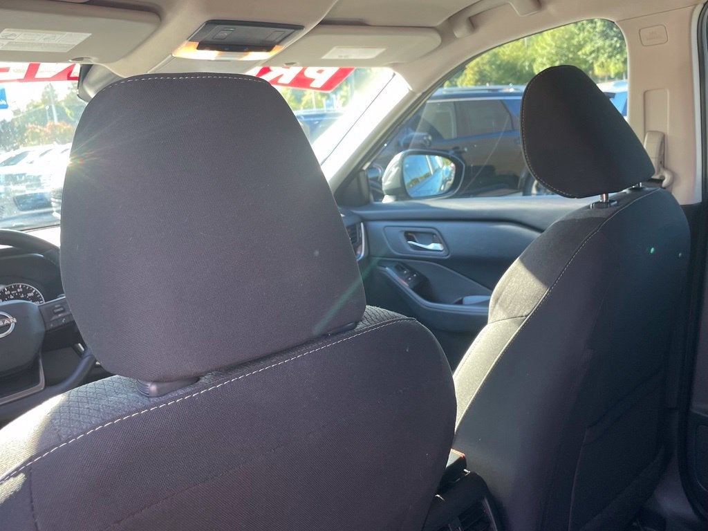 2025 Nissan Rogue SV Clean CarFax, One Owner