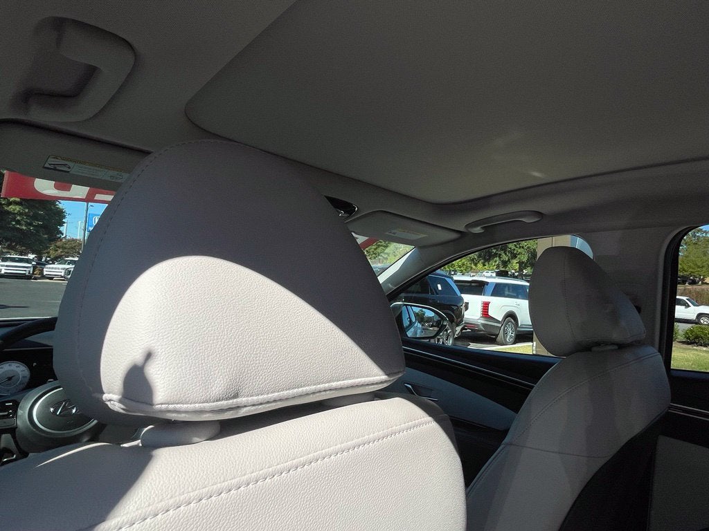 2022 Hyundai Tucson Limited One Owner, Leather, Moonroof
