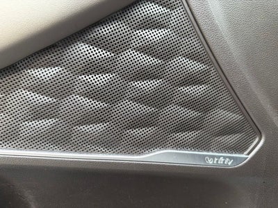 2020 Hyundai Santa Fe SEL Leather, Premium Pkg, Pano Roof, Surround Sound
