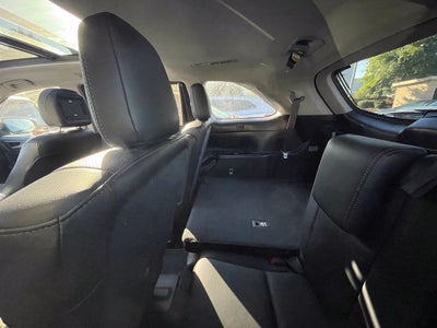 2018 Toyota Highlander Limited Platinum Leather, One Owner, Moonroof, Third Row